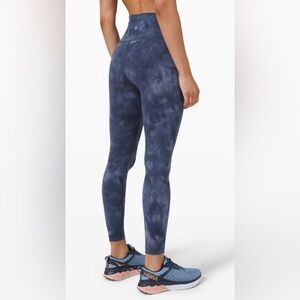Lululemon Wunder Train High Rise 25” tights Diamond Dye Shade Naval Blue size 18